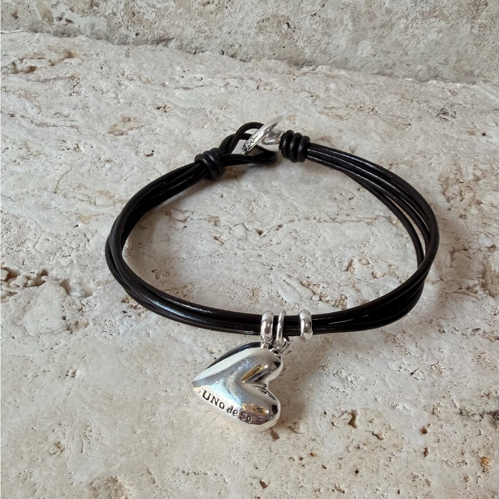 Uno de 50 Dark Brown Leather Bracelet | Heart Accent |Silver Closure - Picture 2 of 5